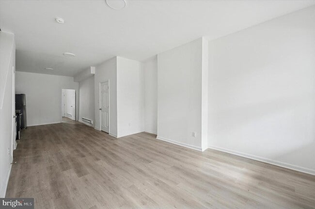 Photo - 4241 Mantua Ave