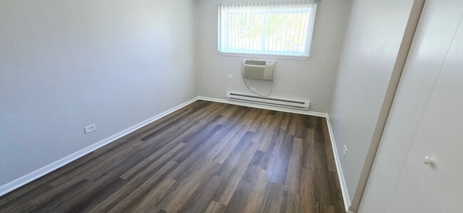10 Oak Ave