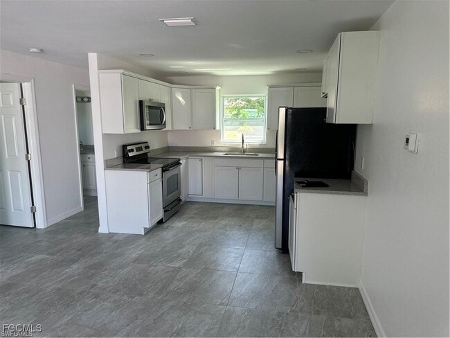 Building Photo - 8032 Cleaves Rd Rental