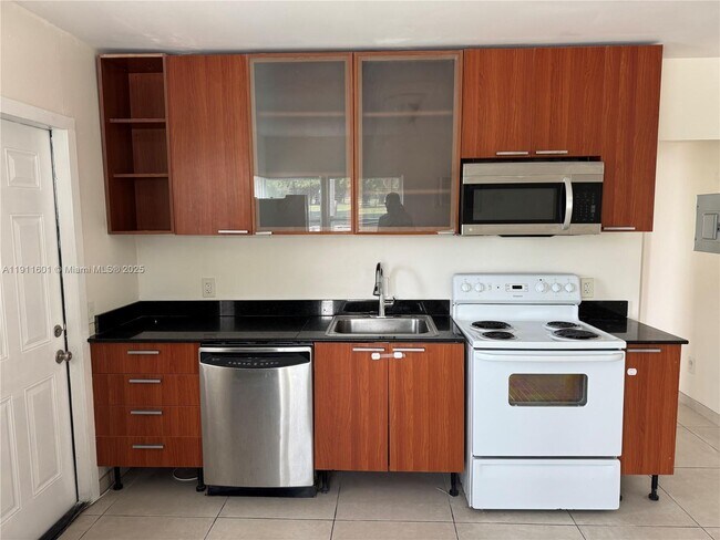 Photo - 1711 Fillmore St Unidad 506