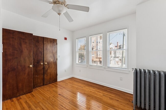 Photo - 806 S 47th St