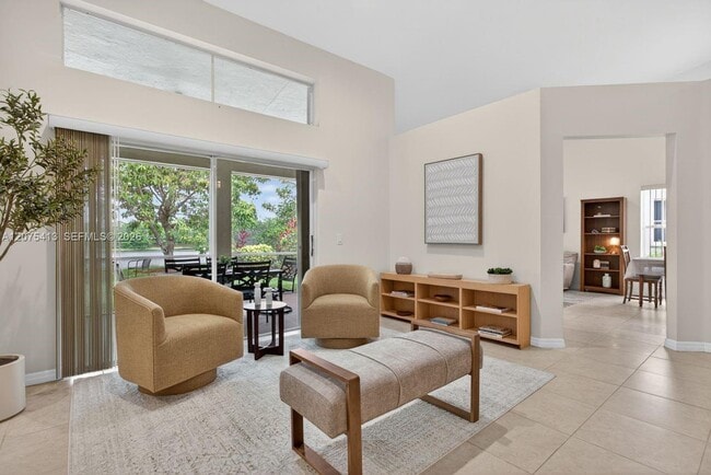 Photo - 370 Carrington Dr