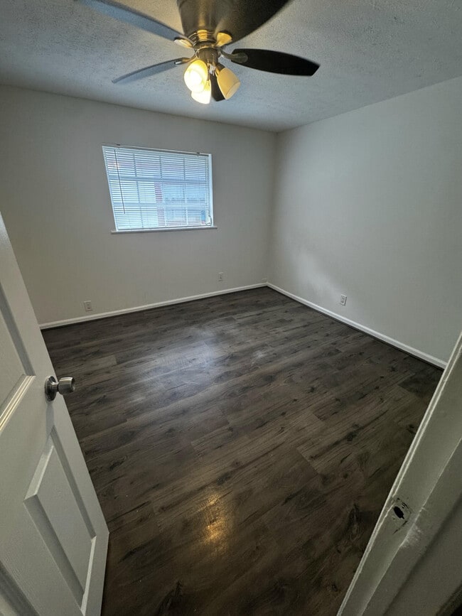Photo - 315 N K St