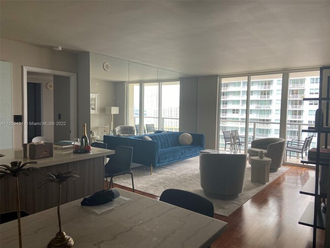 1808 - 1155 Brickell Bay Dr Condo Unit 1808