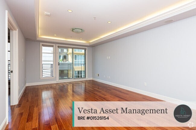 Building Photo - SPACIOUS TOP FLOOR 3 BED/2.5 BATH CONDO WI... Unit 5