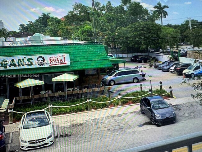 Photo - 2734 Bird Ave Unidad 212