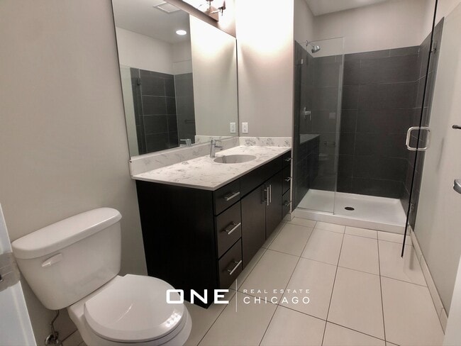Photo - 145 N Desplaines St Unit 1003
