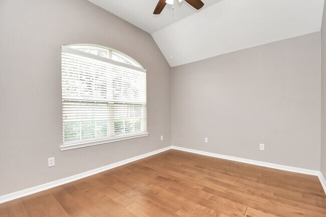 Photo - 17311 Elverson Oaks Dr