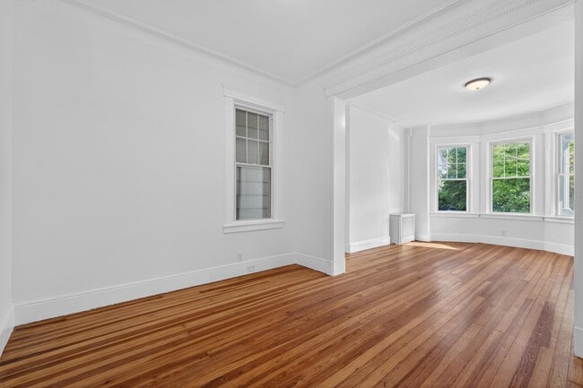Photo - 42 Duer Pl Unit 1