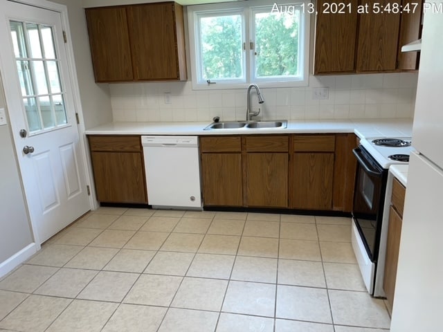 Photo - 2207 Saratoga Dr Unit 4