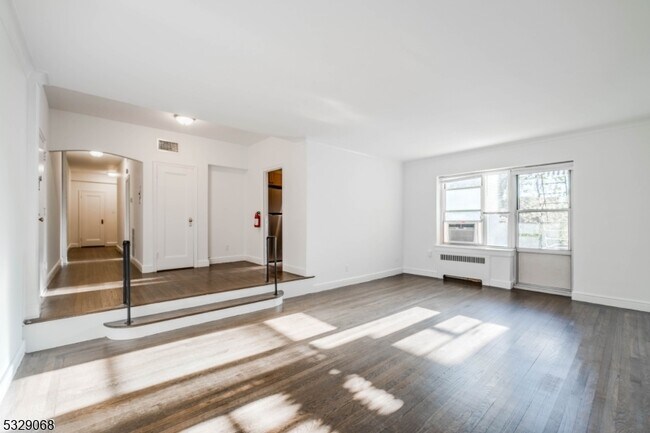 Photo - 10 N Ridgewood Rd Unit 1b