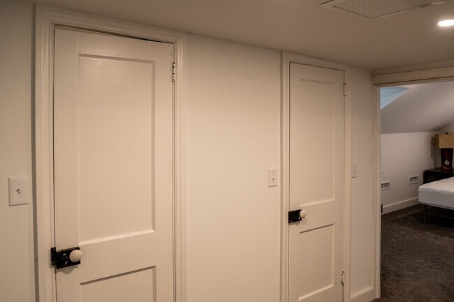 Photo - Carriage House