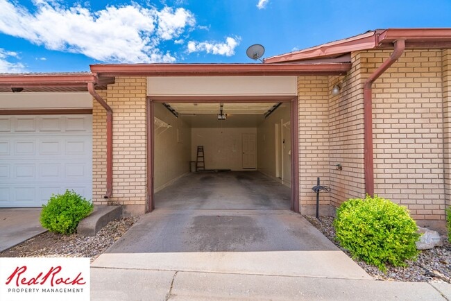 Photo - 3 Bedroom End Unit Townhome in Downtown St. George