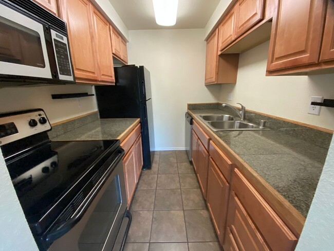 Photo - 3538 Northwest Ave Unit 20