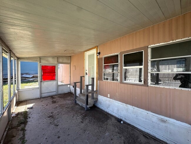 Photo - 920 Boardwalk Ln