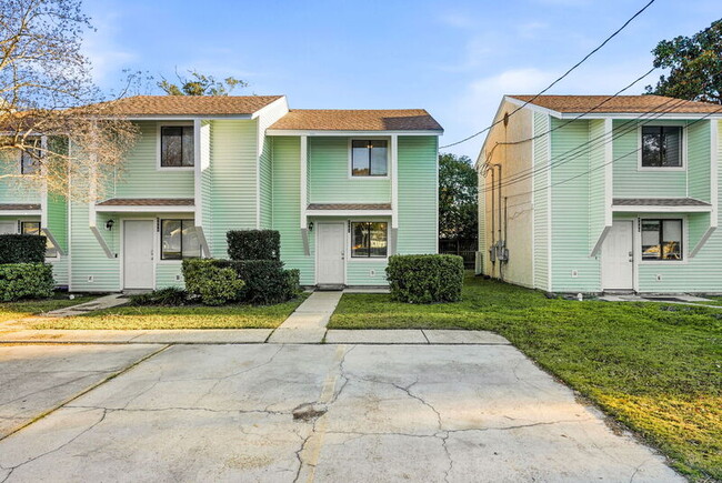 Photo - 4492 E Hwy 98