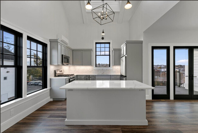 96 East Ave 2 BR "Windsor" - Norwalk Green Living Properties Rental