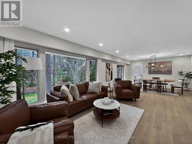 Photo - 284 Woodland Dr