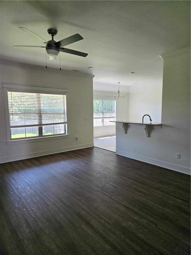 Photo - 2400 N Kathryn Ln