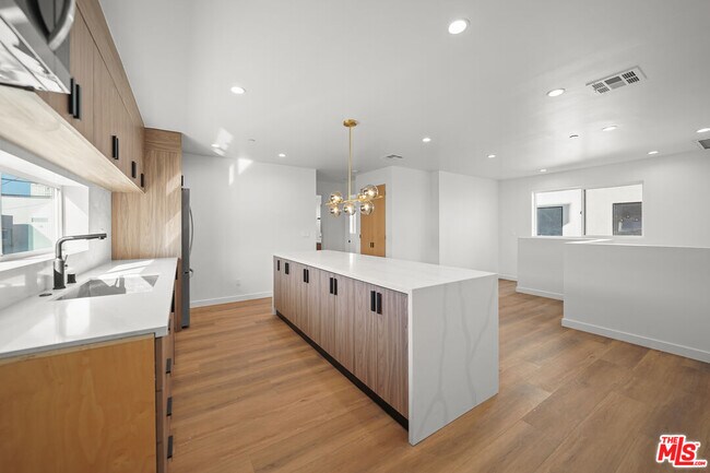 Photo - 819 N McCadden Pl Condo Unit B