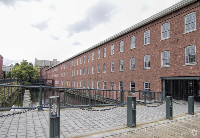 Photo - Boott Cotton Mills West