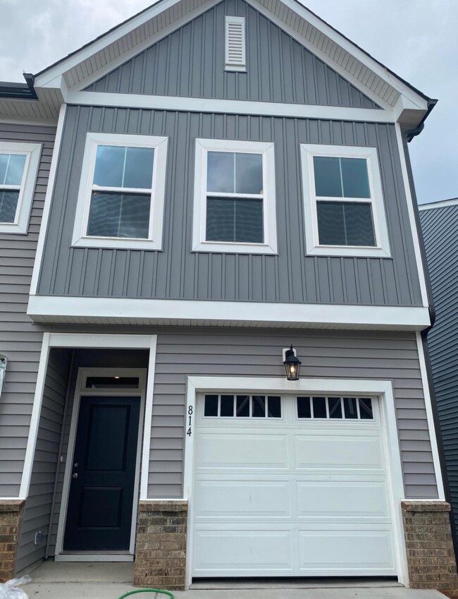 Main Entrance - 814 Oak Center Dr Townhome