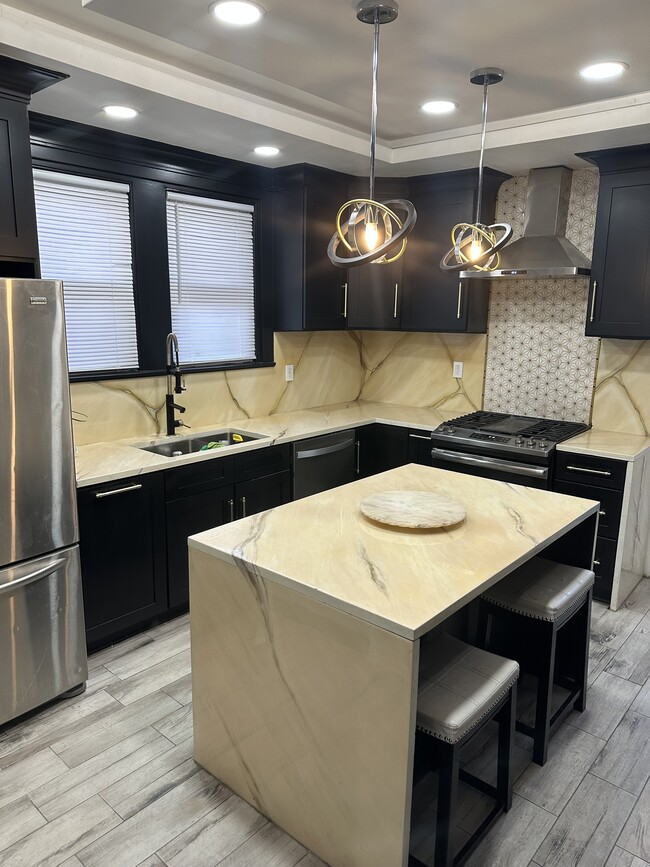 Photo - 2616 Cochran St