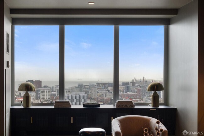 Photo - 765 Market St