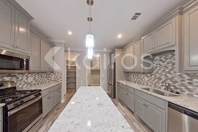 Photo - 7313 Mosley St