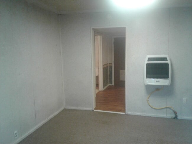 Photo - 2115 N Grace Ave