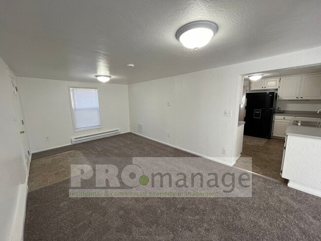 Photo - 3b/1ba main level home