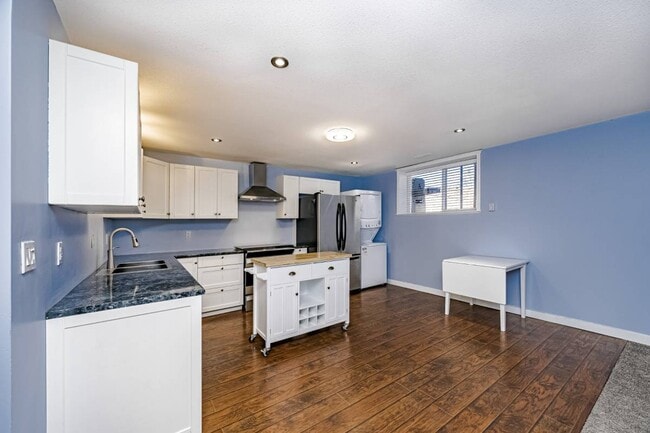 Photo - 32971 Hawthorne Av