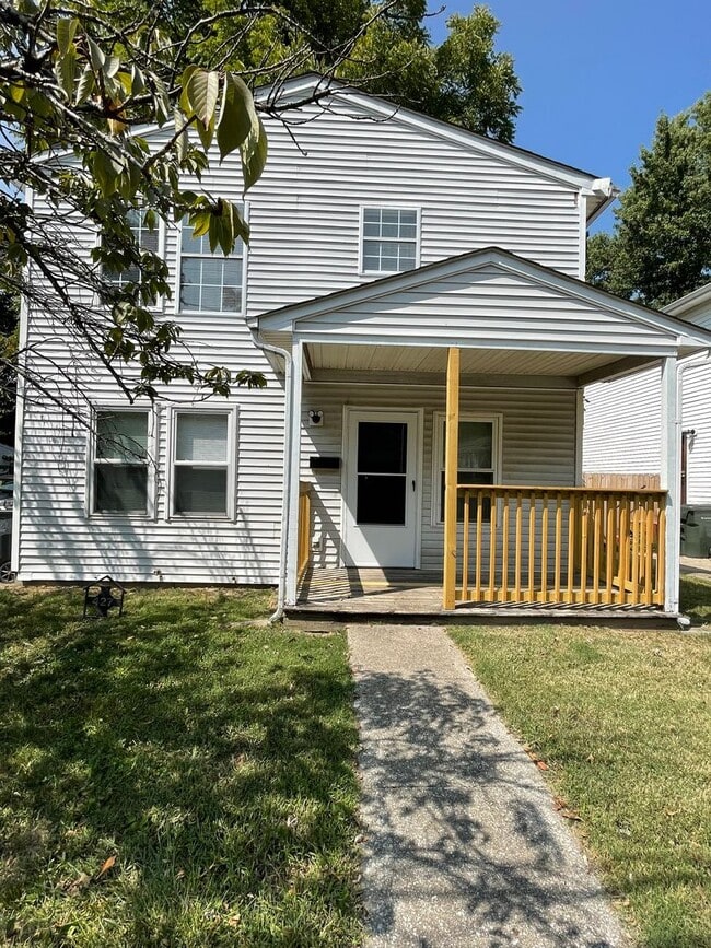 Newly Renovated Just For You! - Newly Renovated Just For You! House