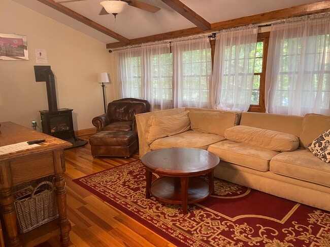 Photo - 255 Mountain View Dr