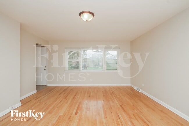 Photo - 14340 Kenwood Ave