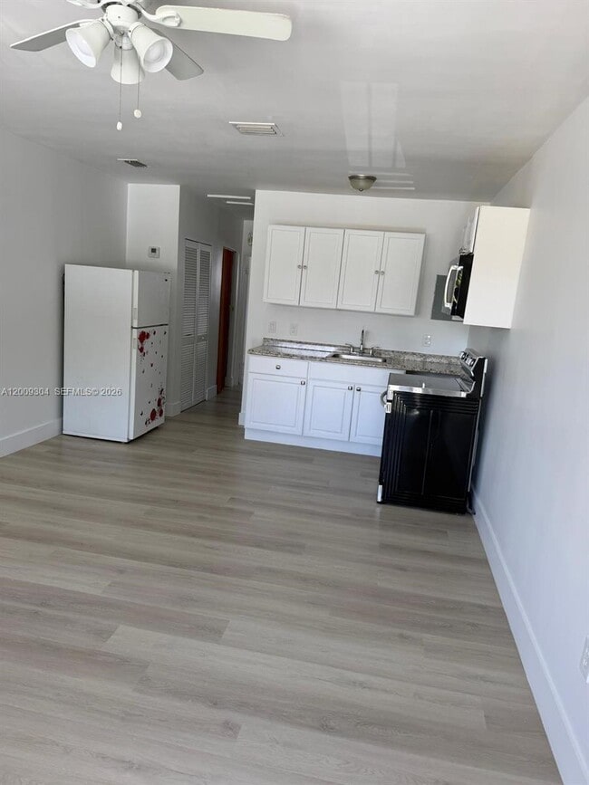 Photo - 4840 NW 27th Ave Unit 2