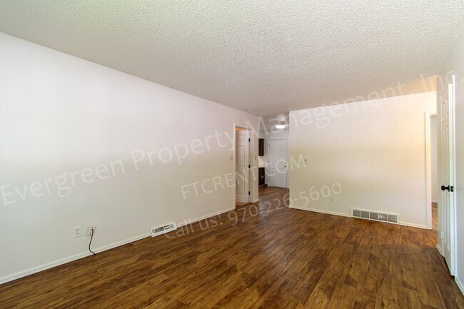 Photo - 2439 Clearview Ave