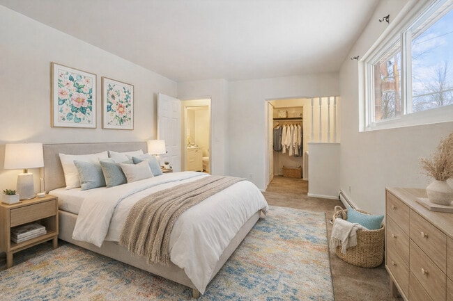 Photo - Hillcrest Apartments