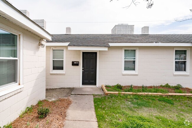 Building Photo - Charming Apartment Downtown Columbia - Hou... Unit 1216 1/2 Gregg Street