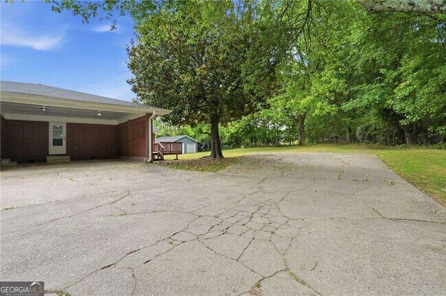 Photo - 128 McNeal Rd