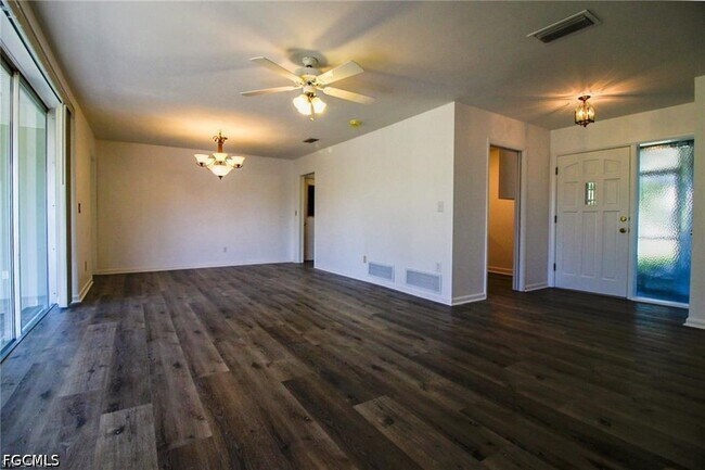 Photo - 5302 Malibu Ct