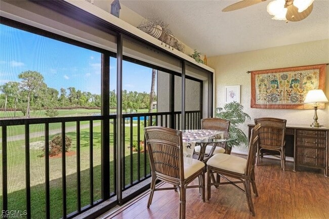 Building Photo - 5905 Trailwinds Dr Unit 824 Rental