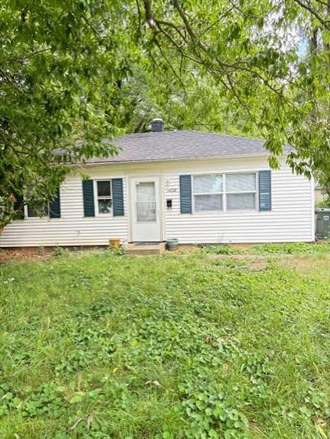 Photo - 1403 Laurel Dr