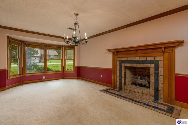 192 Skyline Dr