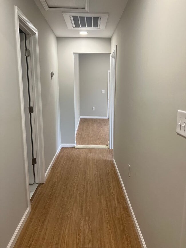 Photo - 522 Maxwell Ave Unit 522B-Maxwell