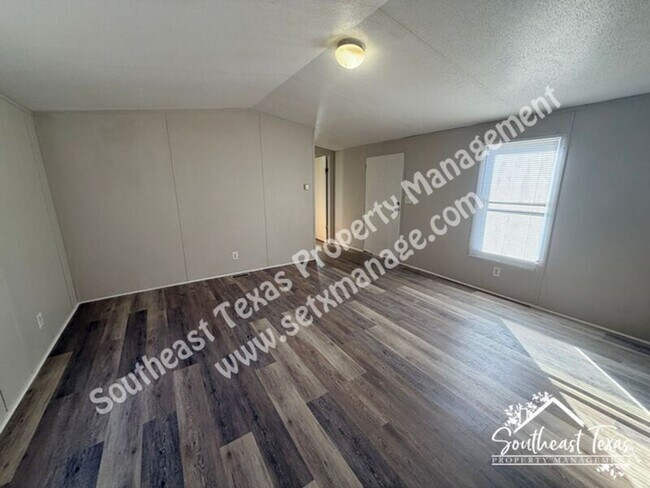 Photo - 4166 Black Cat Rd