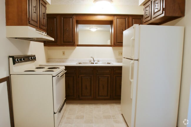 Building Photo - Chalet Apartments of Canton