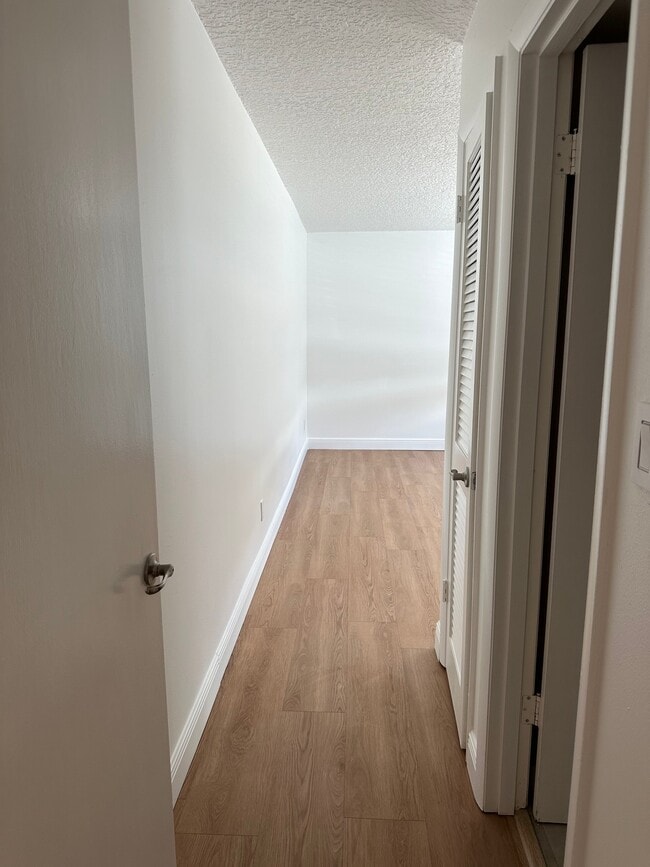 1250 S Denning Dr