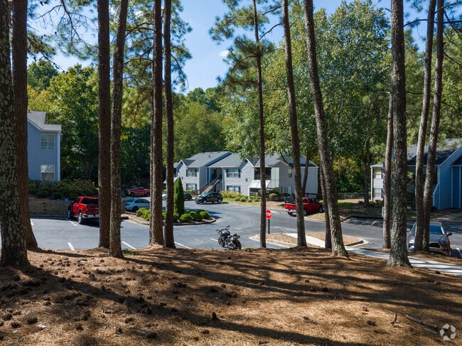 Enclave at Roswell Apartments