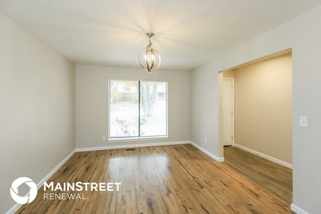 Photo - 2133 Running Branch Rd